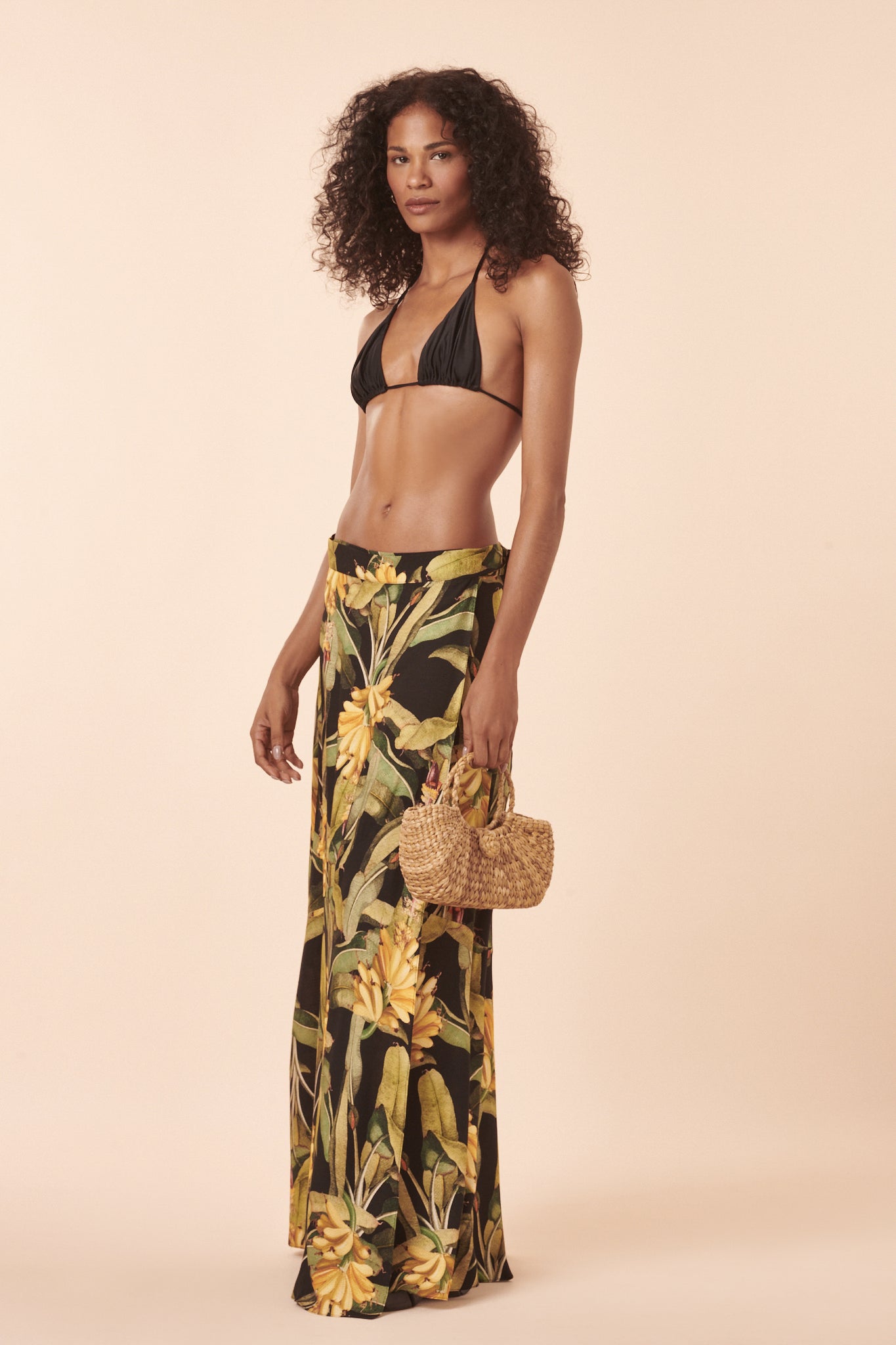 Image 03: Blueman Beach Skirt Musa Mambo