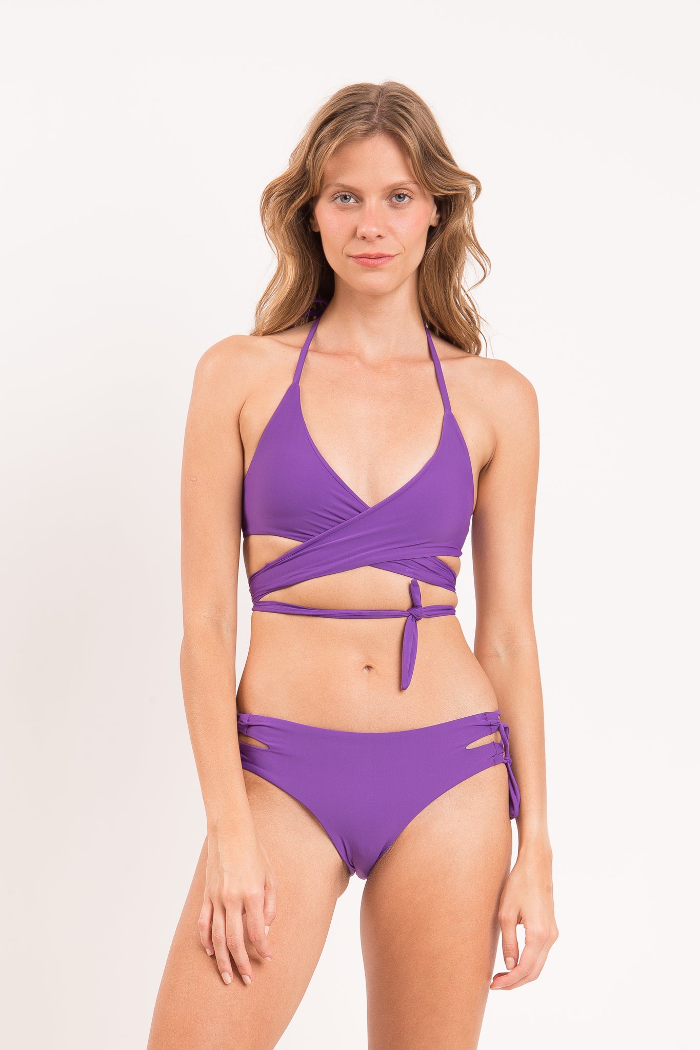 Model Front: Rio De Sol Bottom Bottom Amuleto Madrid
