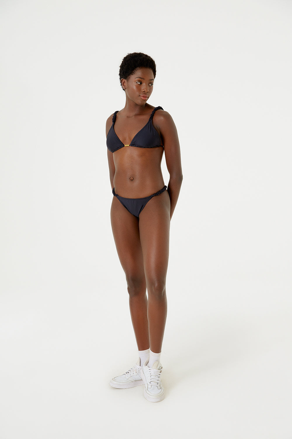 Model Front: Blueman Two Piece Swimwear Zuma Liso Preto