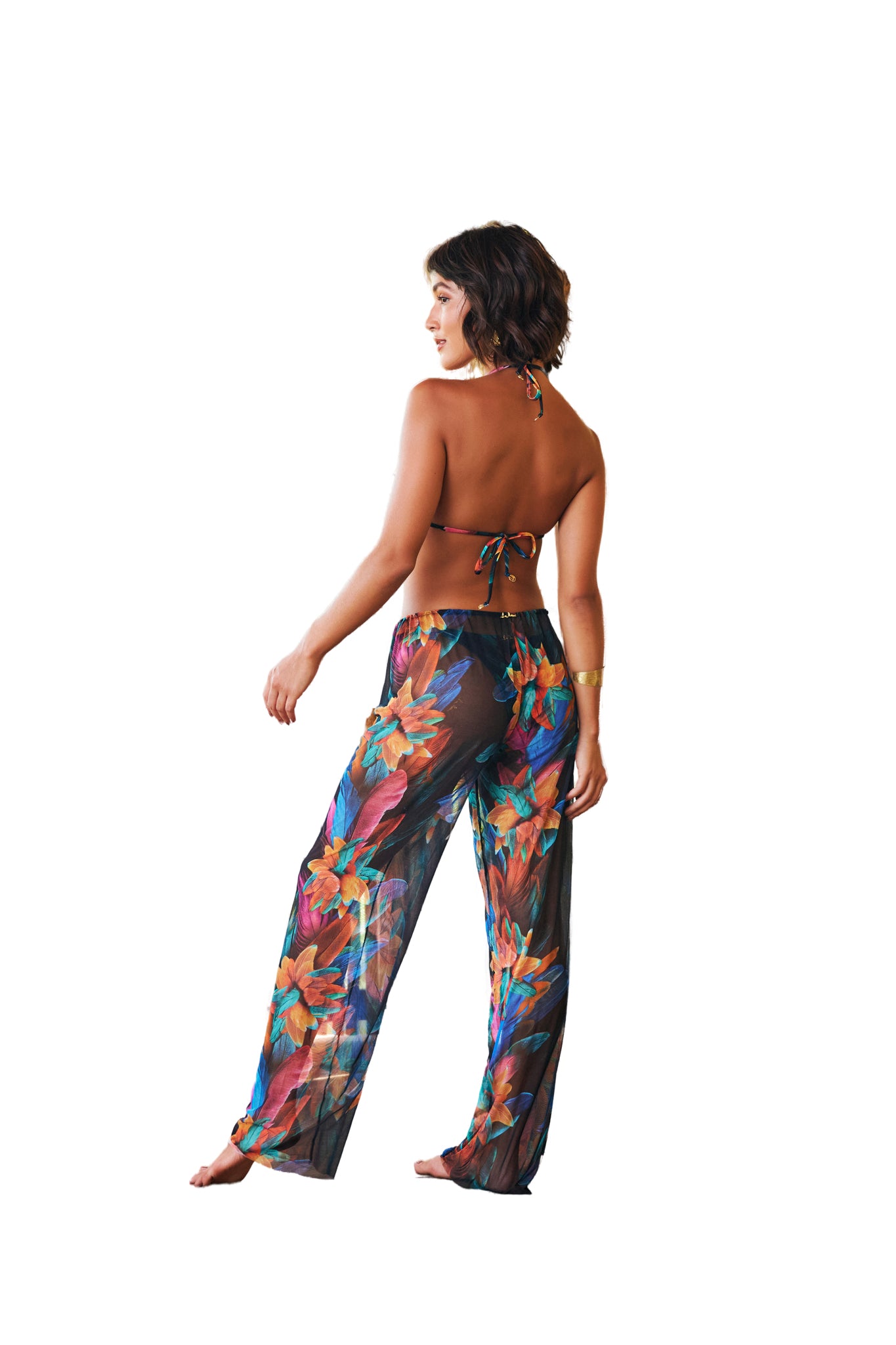 Model Back: Lua Morena Beach Trousers Calca Tule Brinco Preto