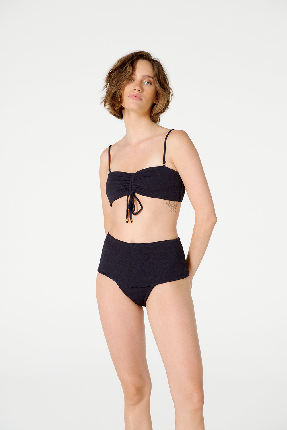 Model Front: Blueman Two Piece Swimwear Gaya Buzios Crispy Preto