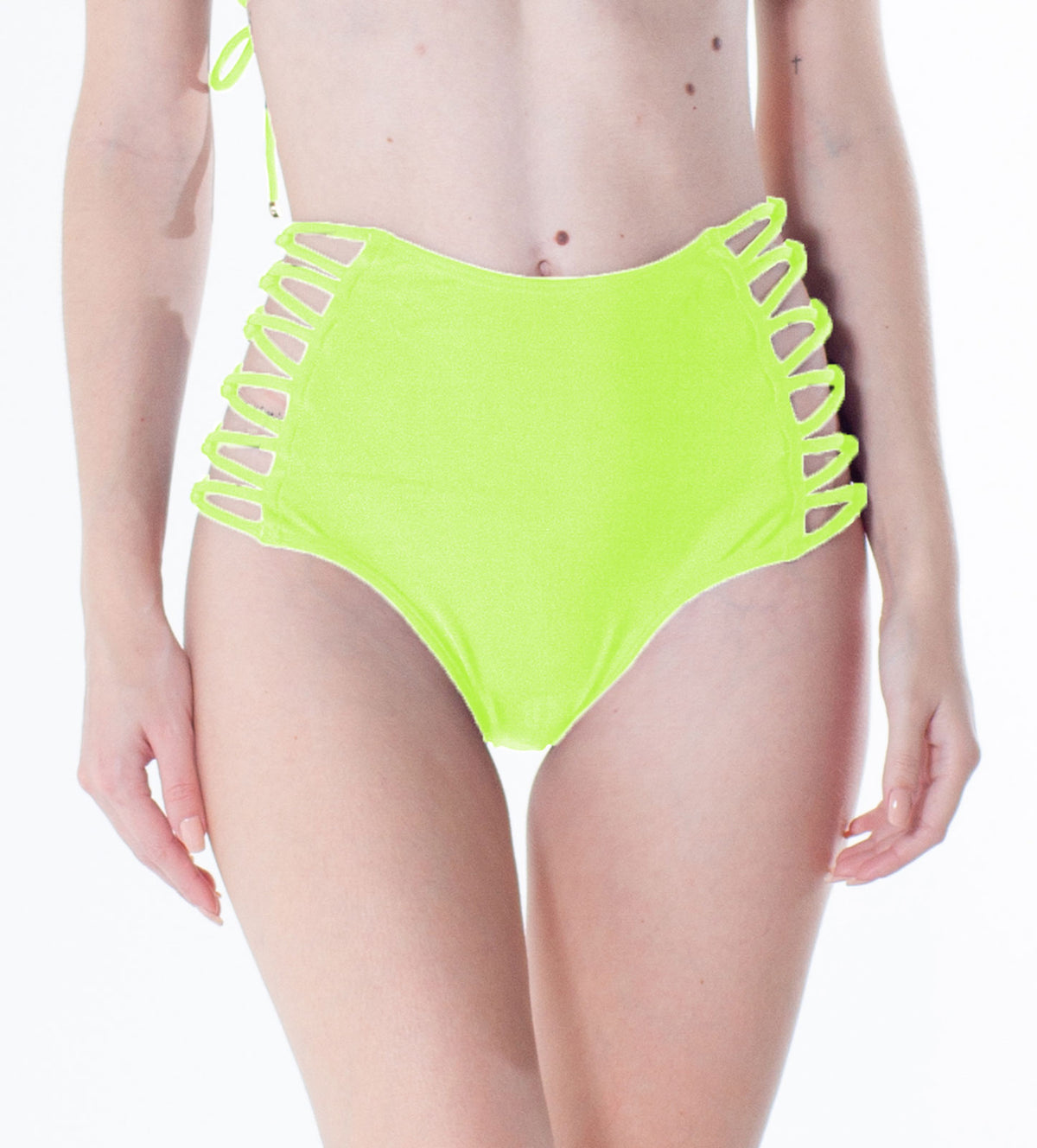 Model Front: La Playa Bikini Bottoms Bottom Tiras Cruzadas Neon Limao