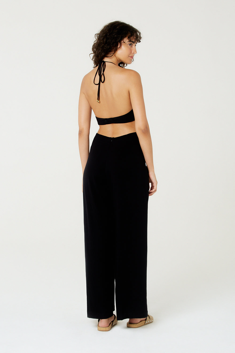 Model Back: Blueman Jumpsuits Macacao No Liso Preto Mistico