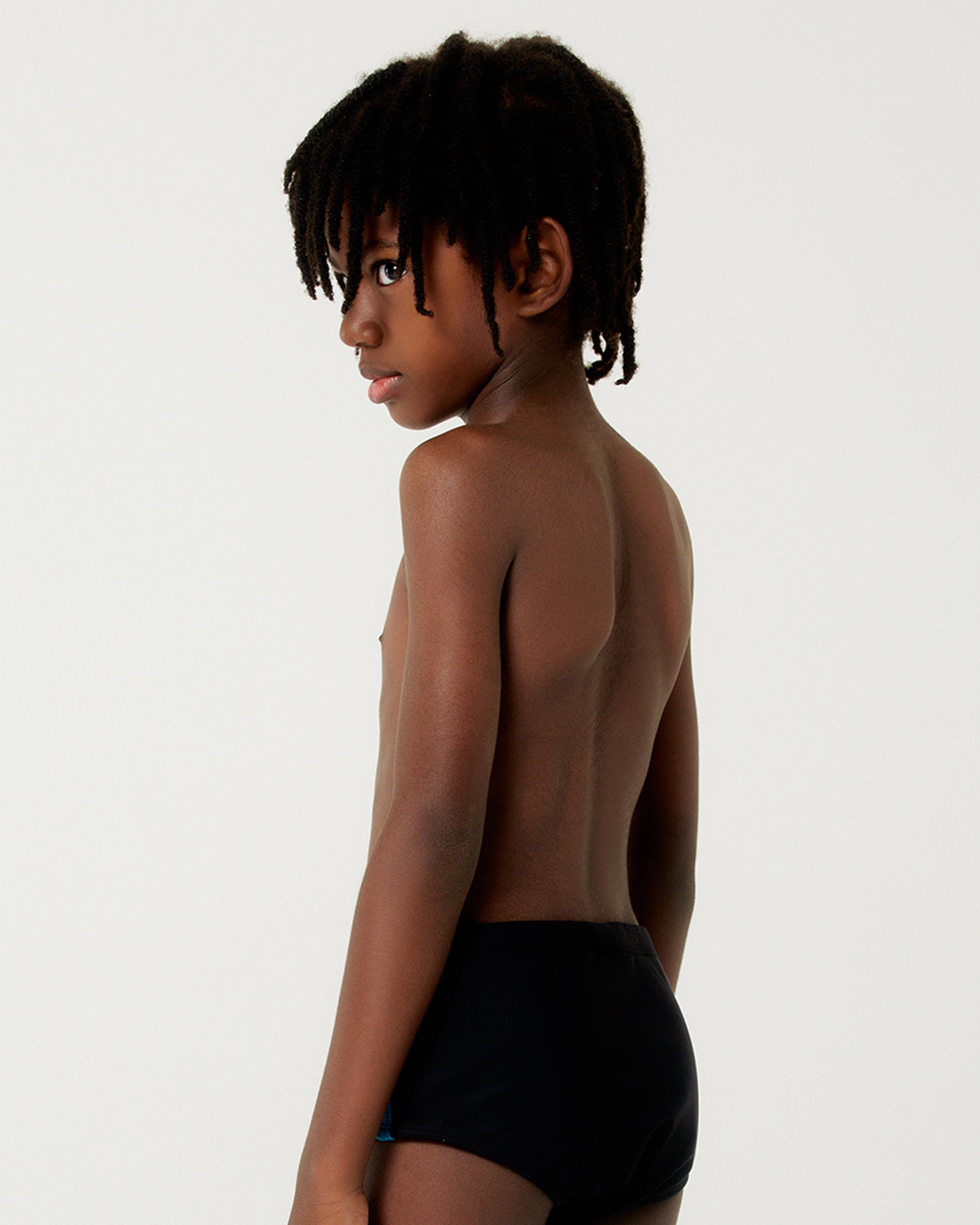 Image 05: Blueman Boy&