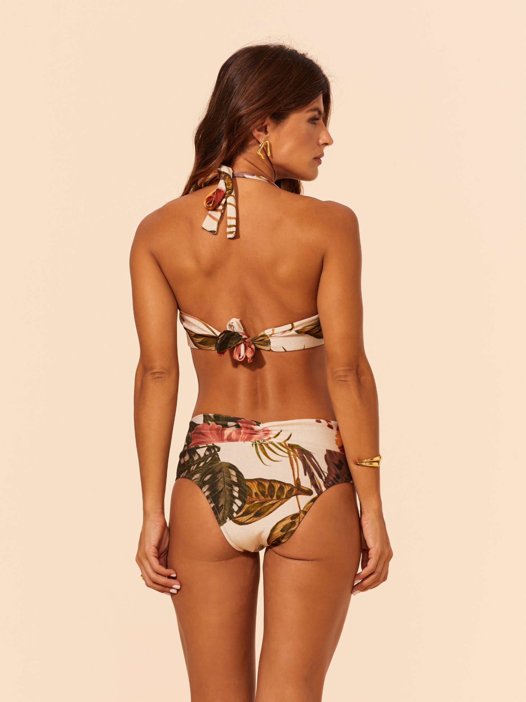 Model Back: Lua Morena Top Top Brisa-Tropical Meia-Taca-Sustencao