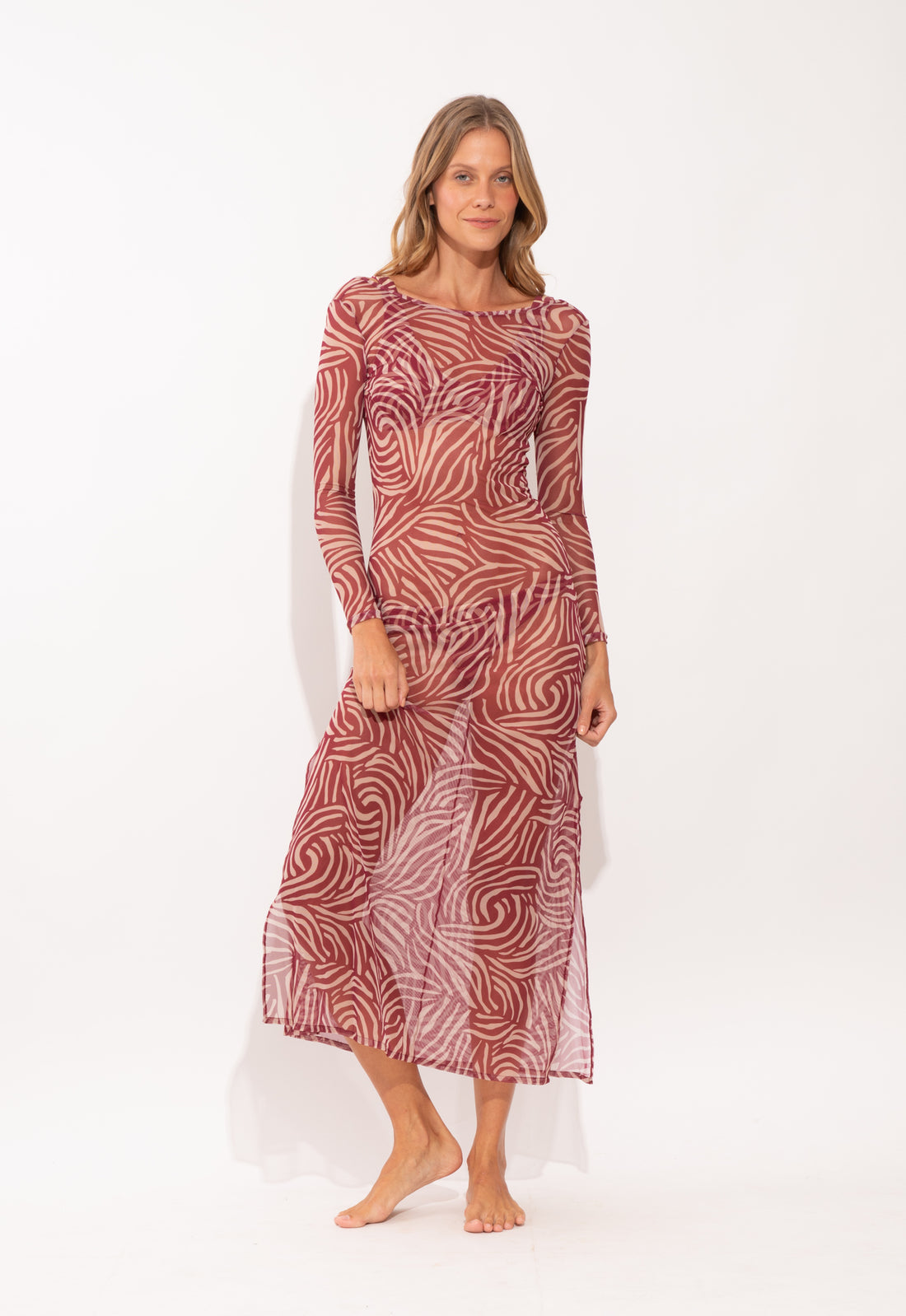 Model Front: Rio De Sol Maxi Dresses Dune Dress Lucy