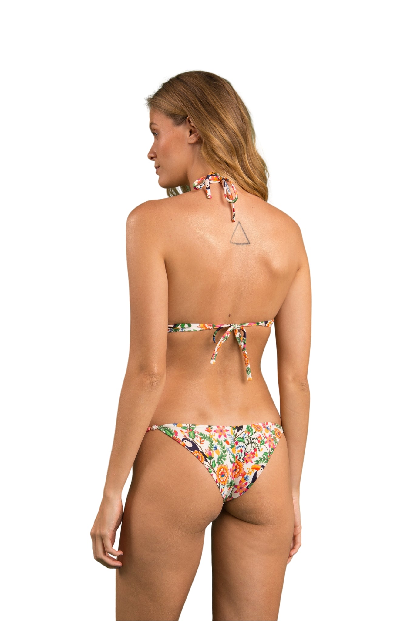 Model Back: Rio De Sol Set Set Boho Tri-Cos Cheeky-Fixa