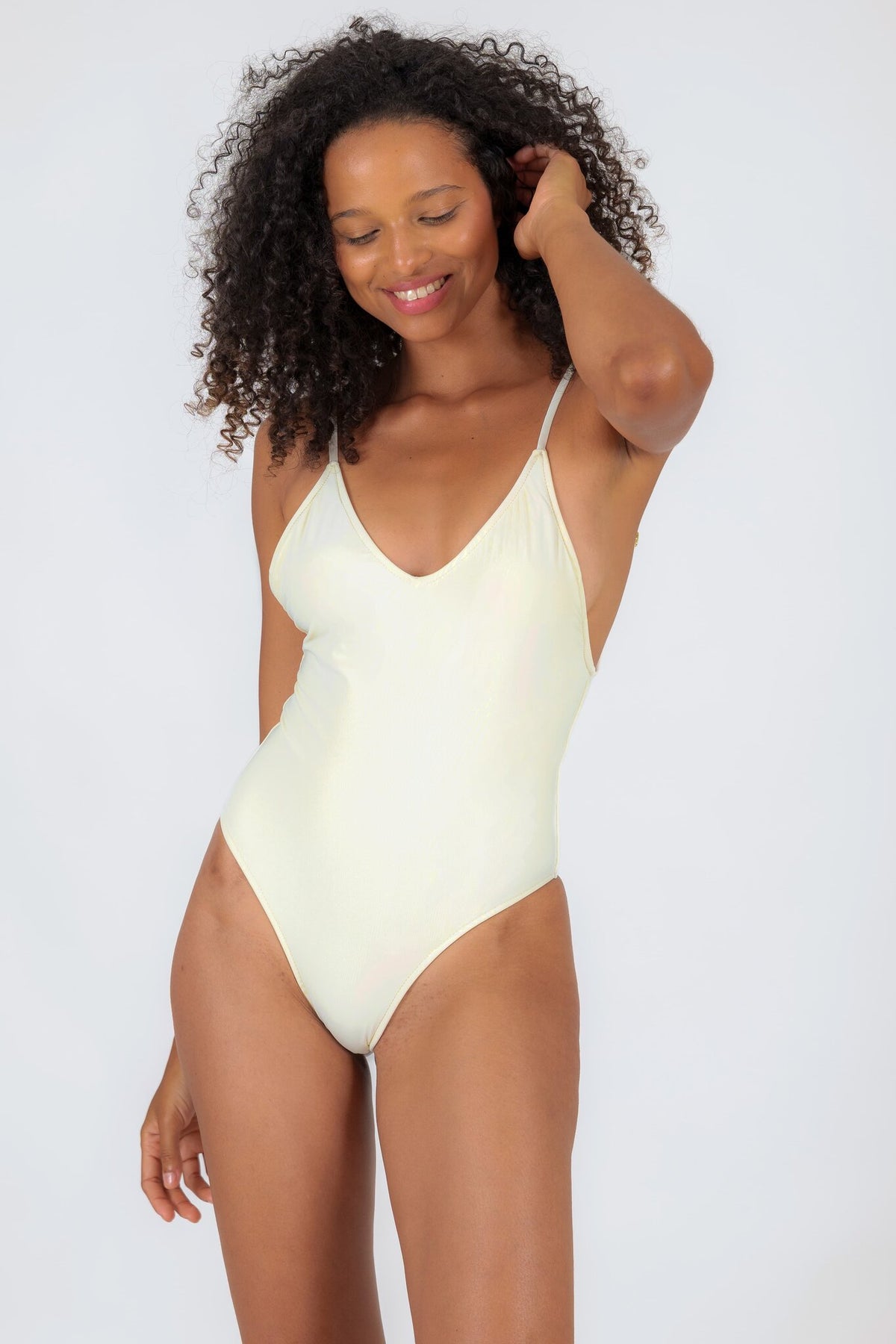 Model Front: Rio De Sol One Piece Swimsuits Off-White Hype