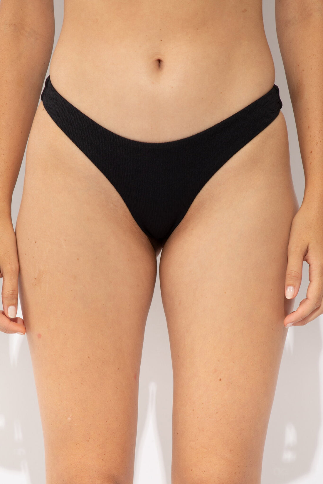 Gallery: Rio De Sol Bottom Bottom Solar-Black Essential