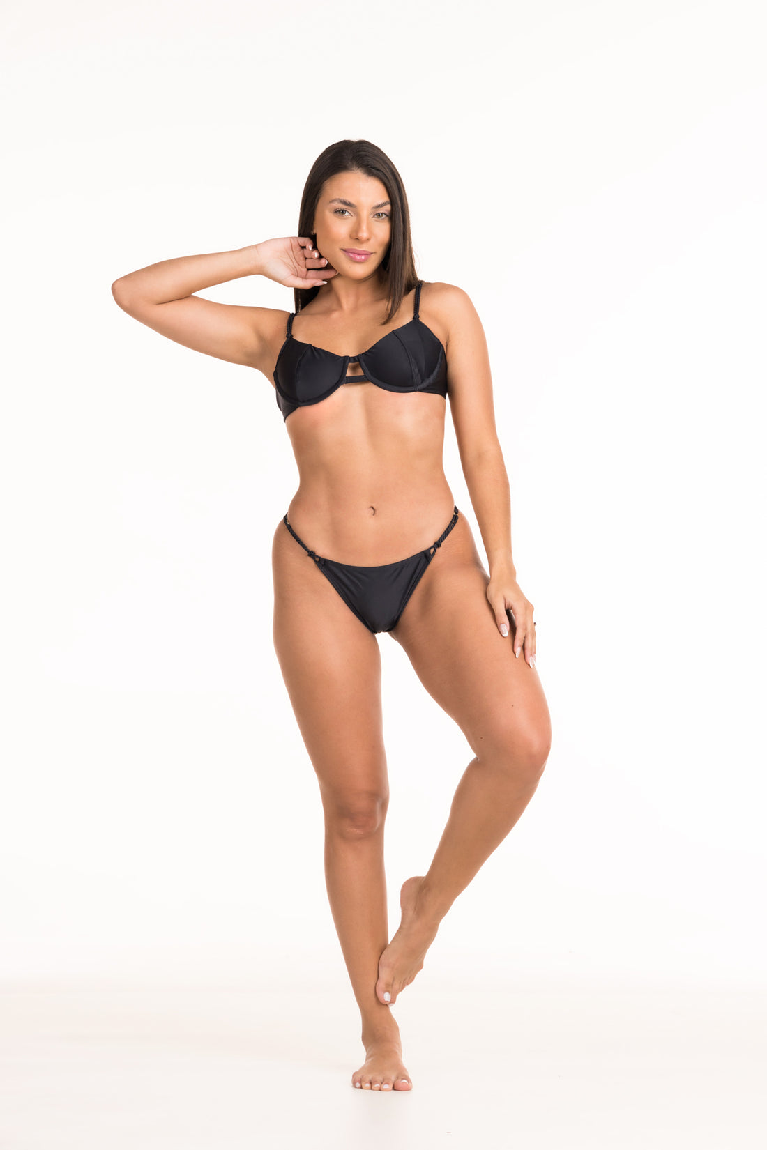 Model Front: La Playa Top Top Cordao Duplo Preto
