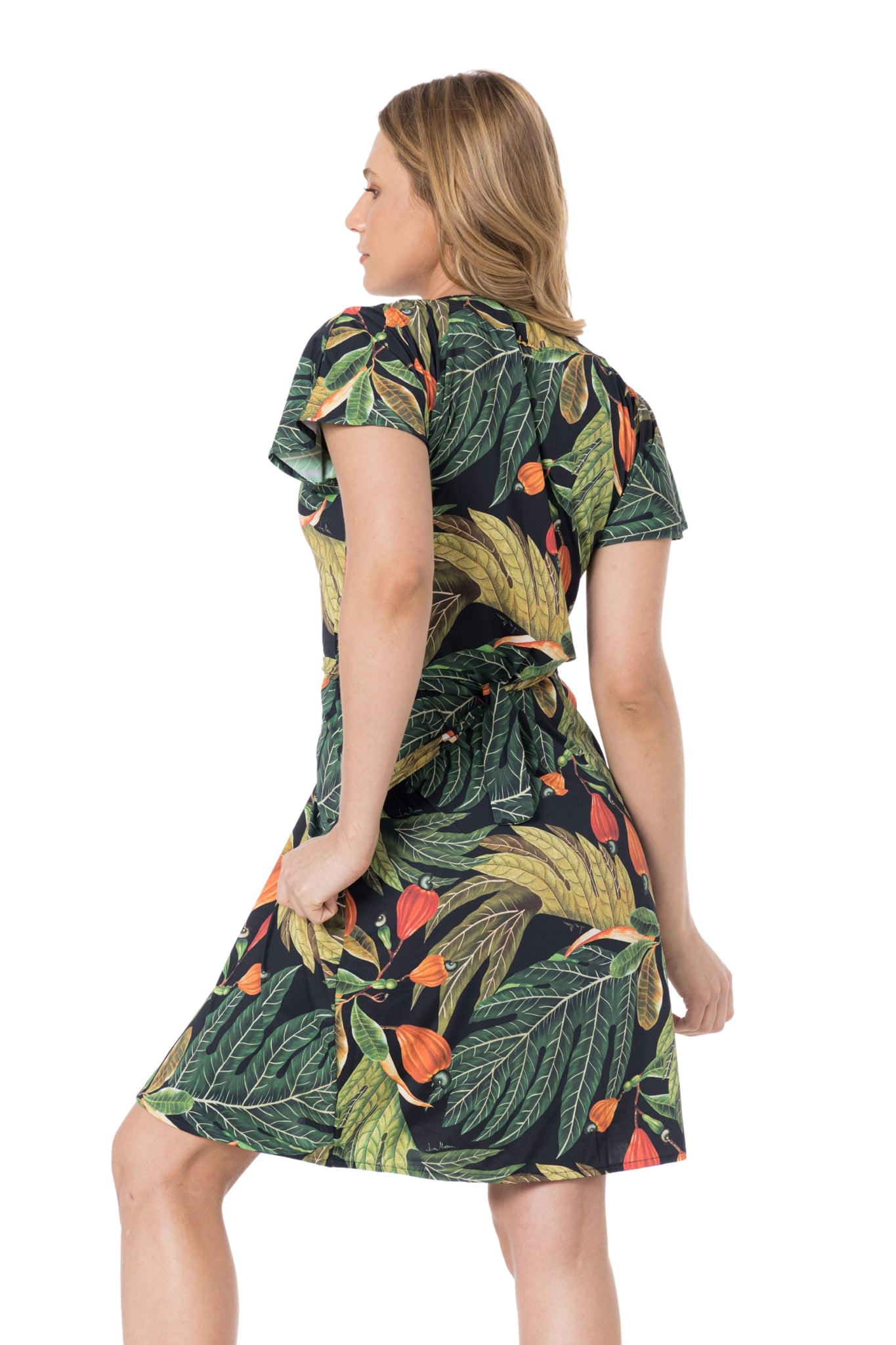 Model Back: Lua Morena Kaftans / Cover Ups Kimono Uv Caju