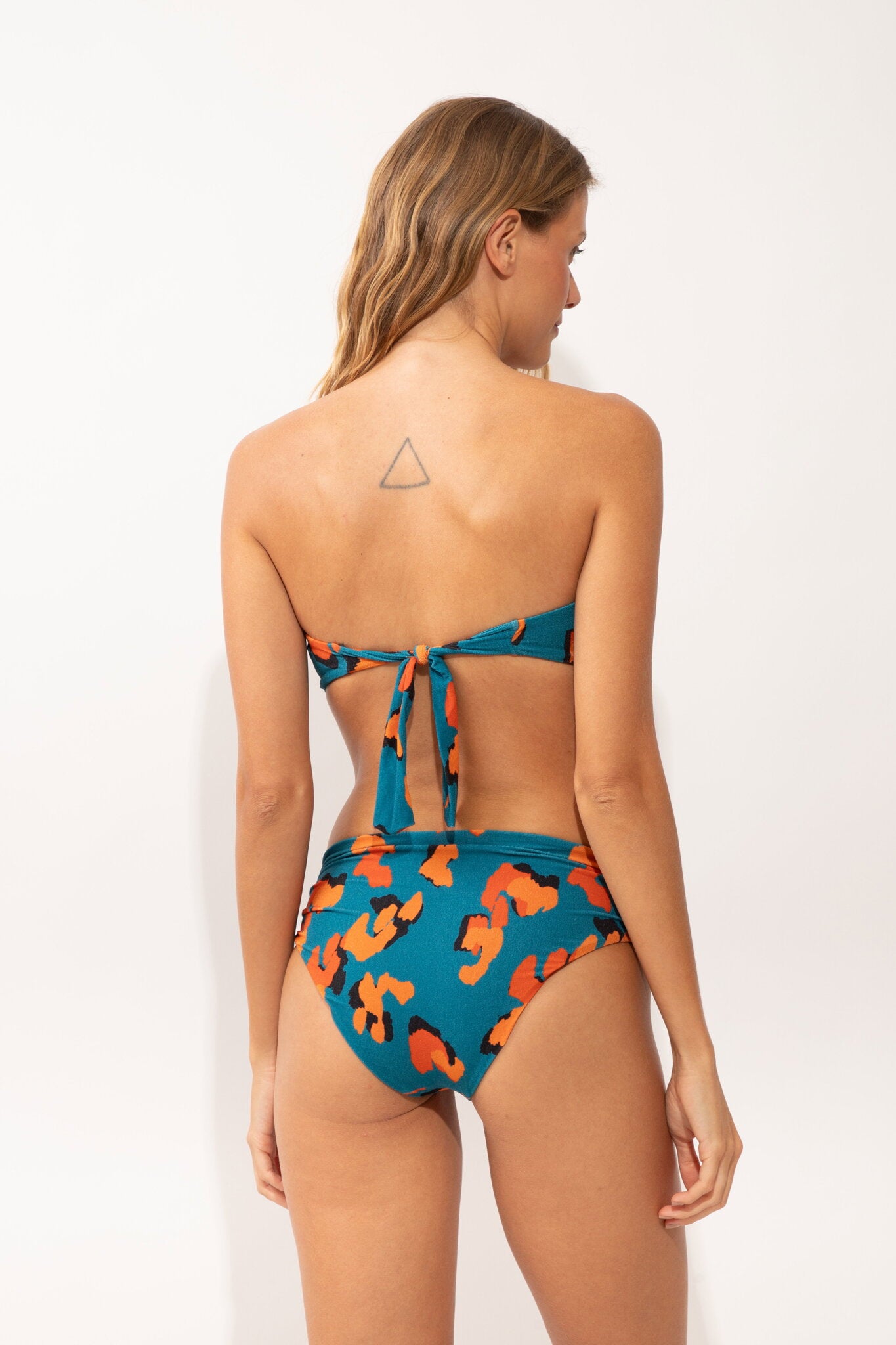 Model Back: Rio De Sol Bottom Bottom Luma Amy