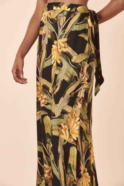 Image 05: Blueman Beach Skirt Musa Mambo