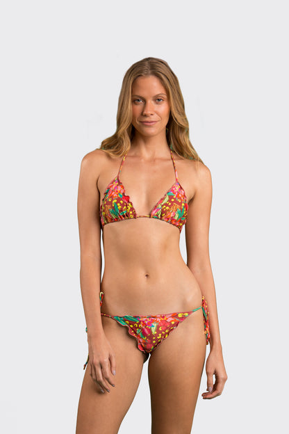 Model Front: Rio De Sol Top Top Tropics Frufru