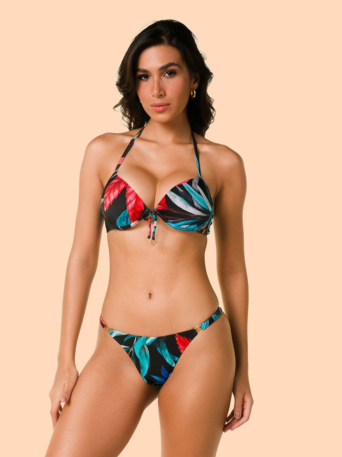 Model Front: Lua Morena Bottom Bottom Luau Fio-Regulagem