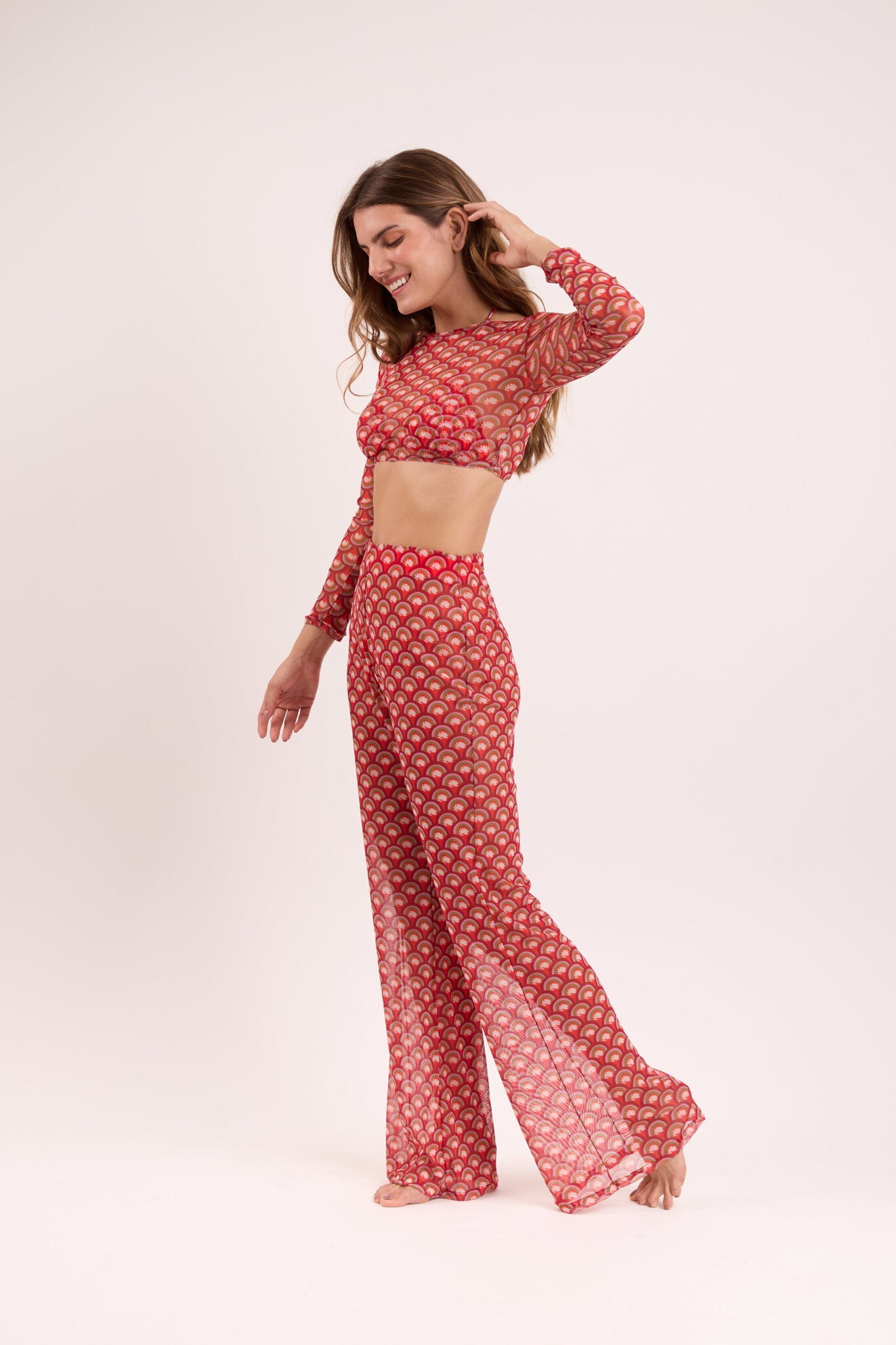 Image 08: Rio De Sol Beach Top Floral-Scales Top Harper