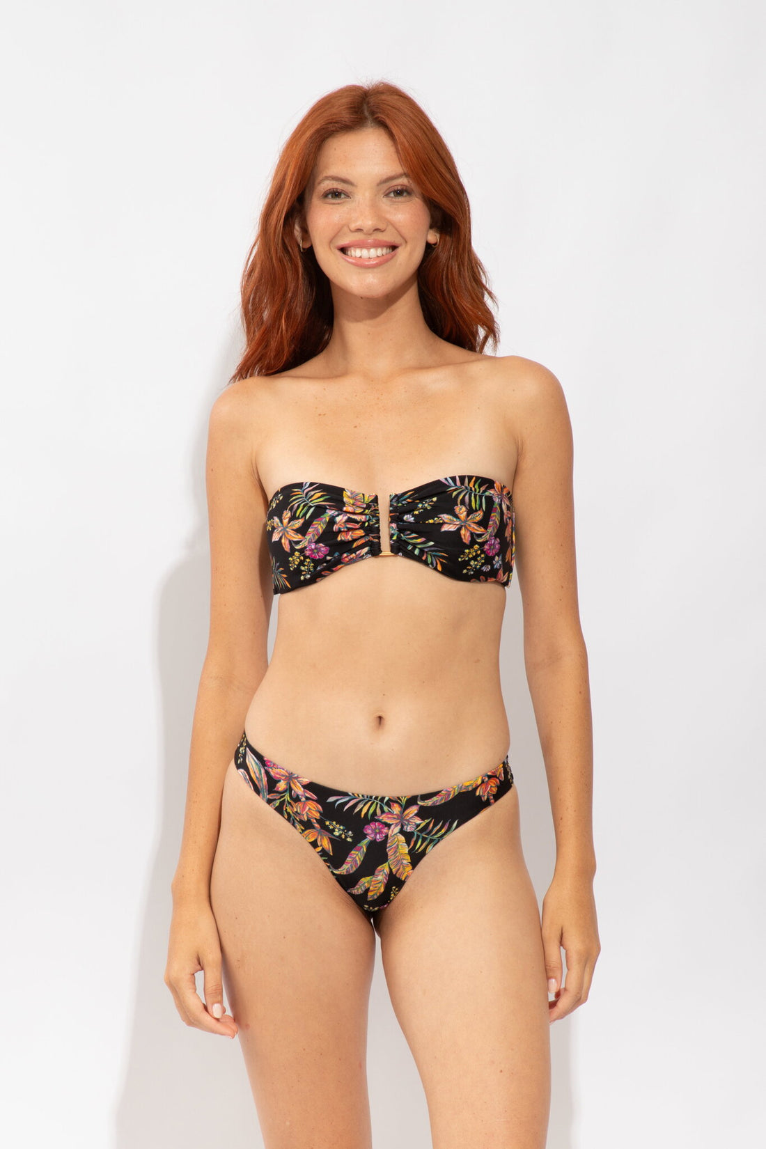 Model Front: Rio De Sol Bottom Bottom Flora Nice