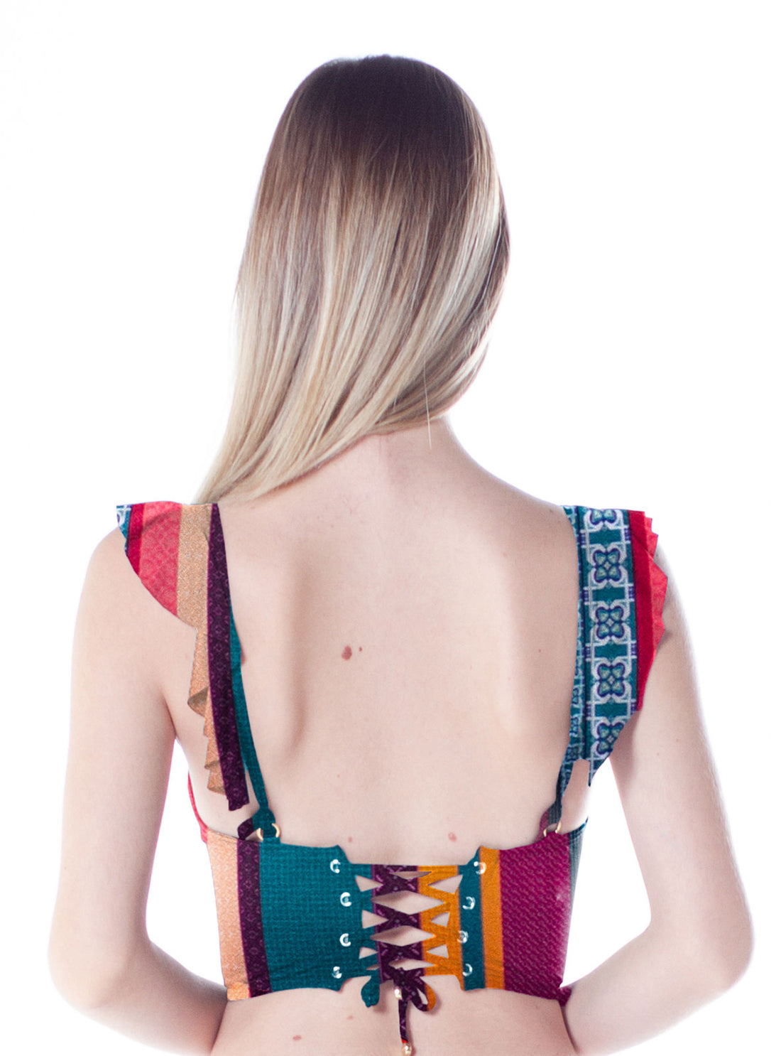 Model Back: La Playa Top Top Babado Cropped Latina
