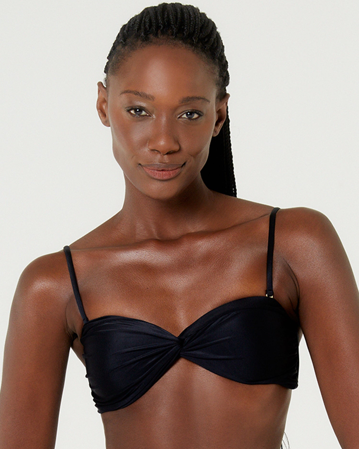 Gallery: Blueman Top Top Latino Belga Preto