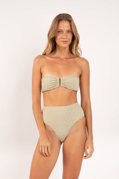 Model Front: Rio De Sol Bottom Bottom Brisa-Pistache Hotpants