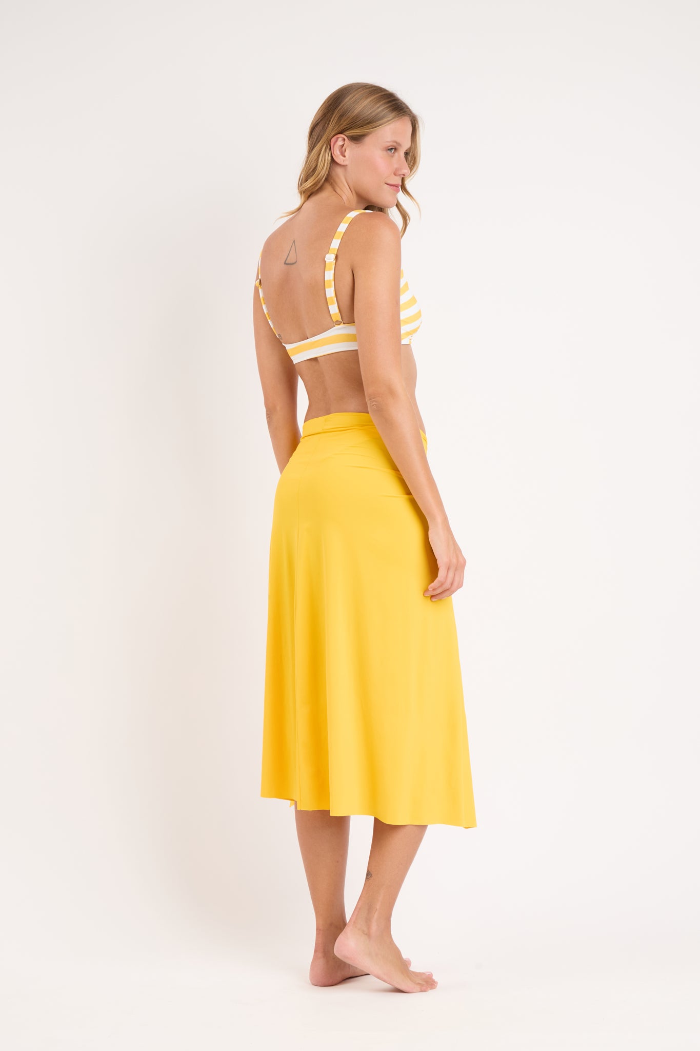 Model Back: Rio De Sol Beach Skirt Bio-Luz-Solar Long Skirt Knot