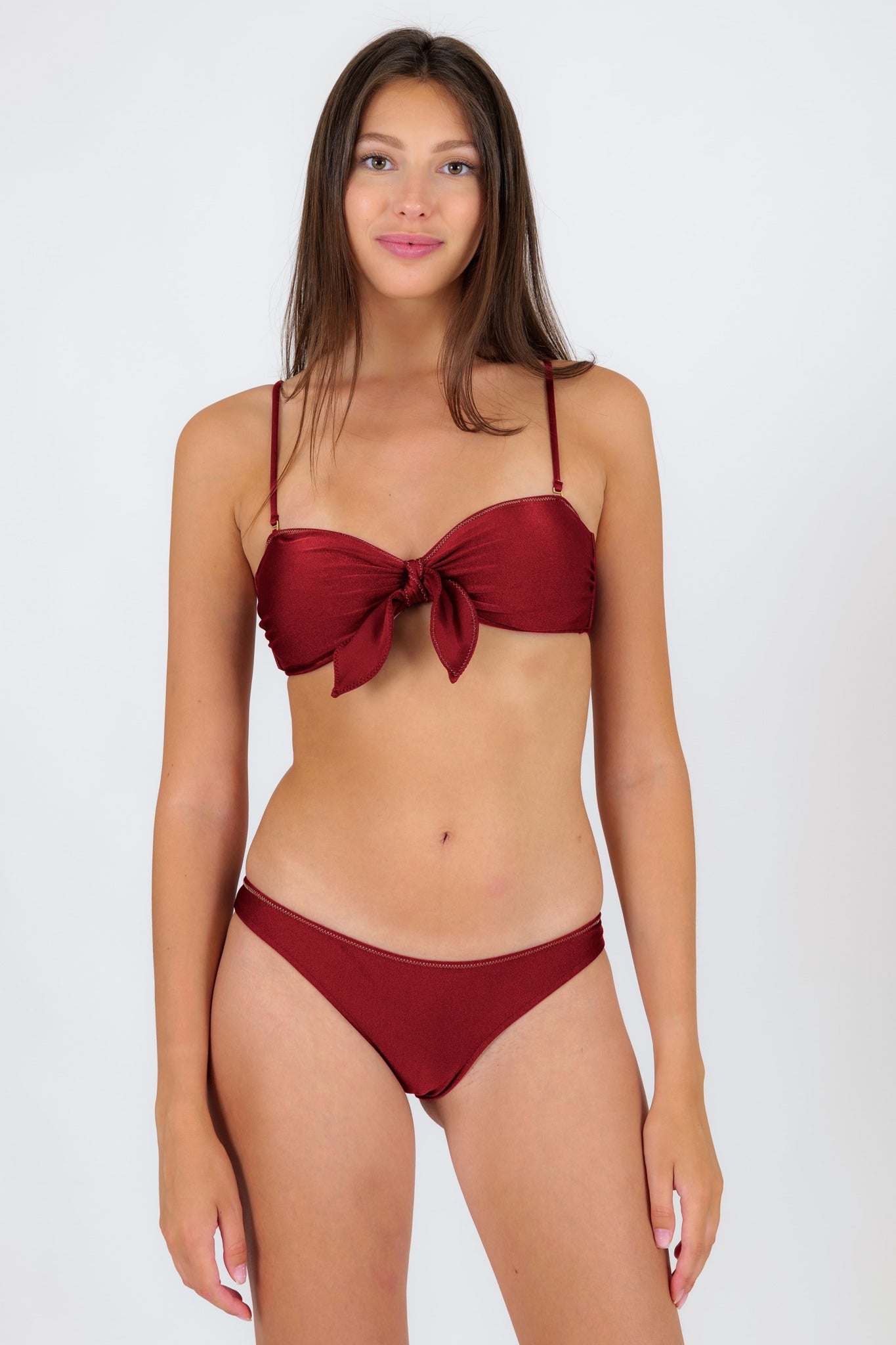 Model Front: Rio De Sol Bottom Bottom Shimmer-Divino Essential