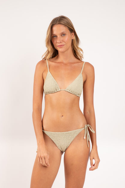 Model Front: Rio De Sol Set Set Brisa-Pistache Lia Lacinho