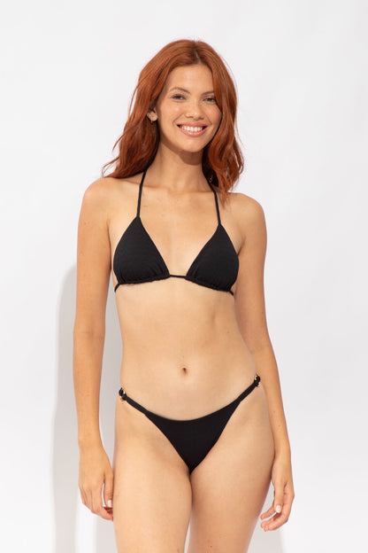 Model Front: Rio De Sol Top Top Solar-Black Tri-Aya