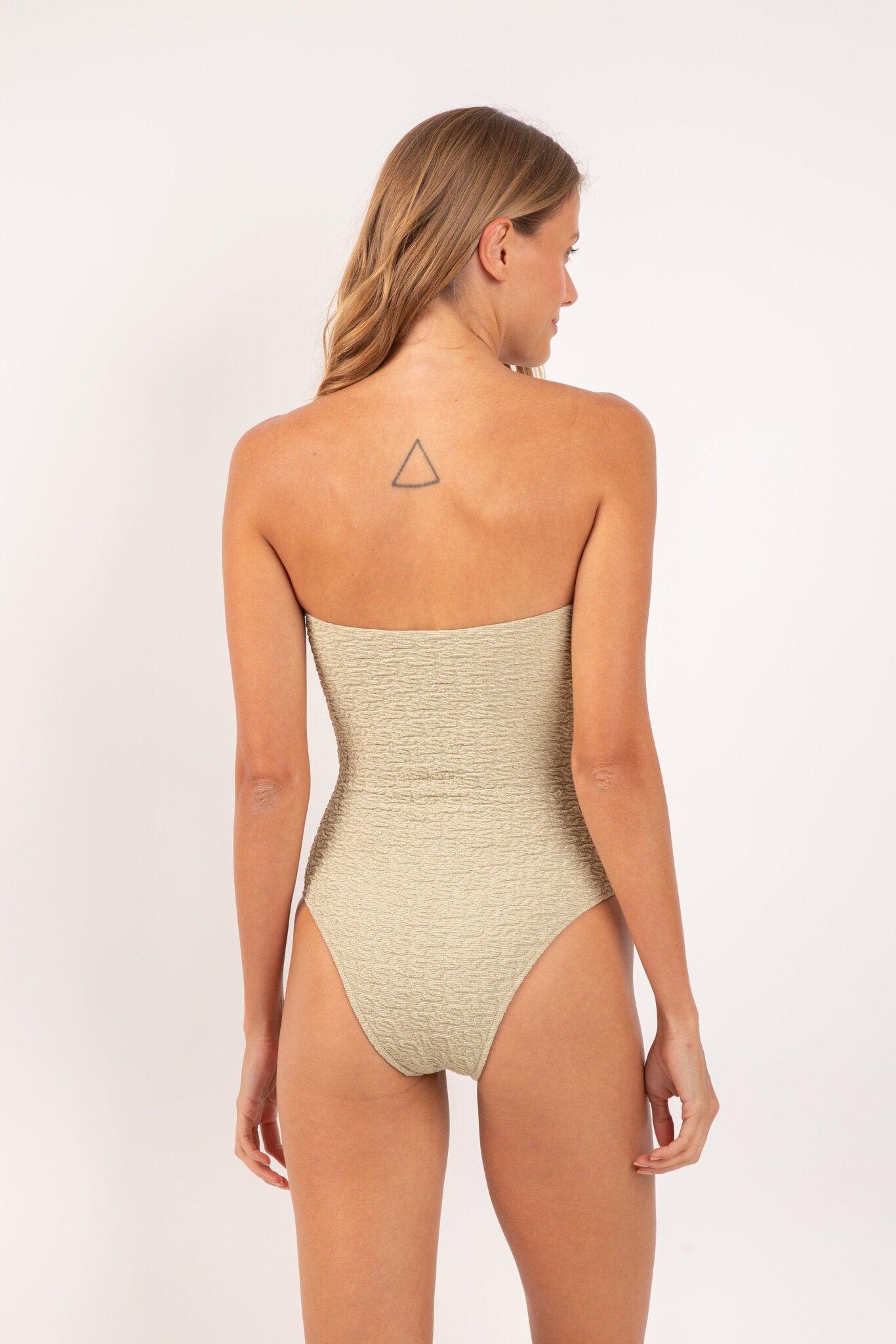 Model Back: Rio De Sol One-Piece Brisa-Pistache Tube-Op
