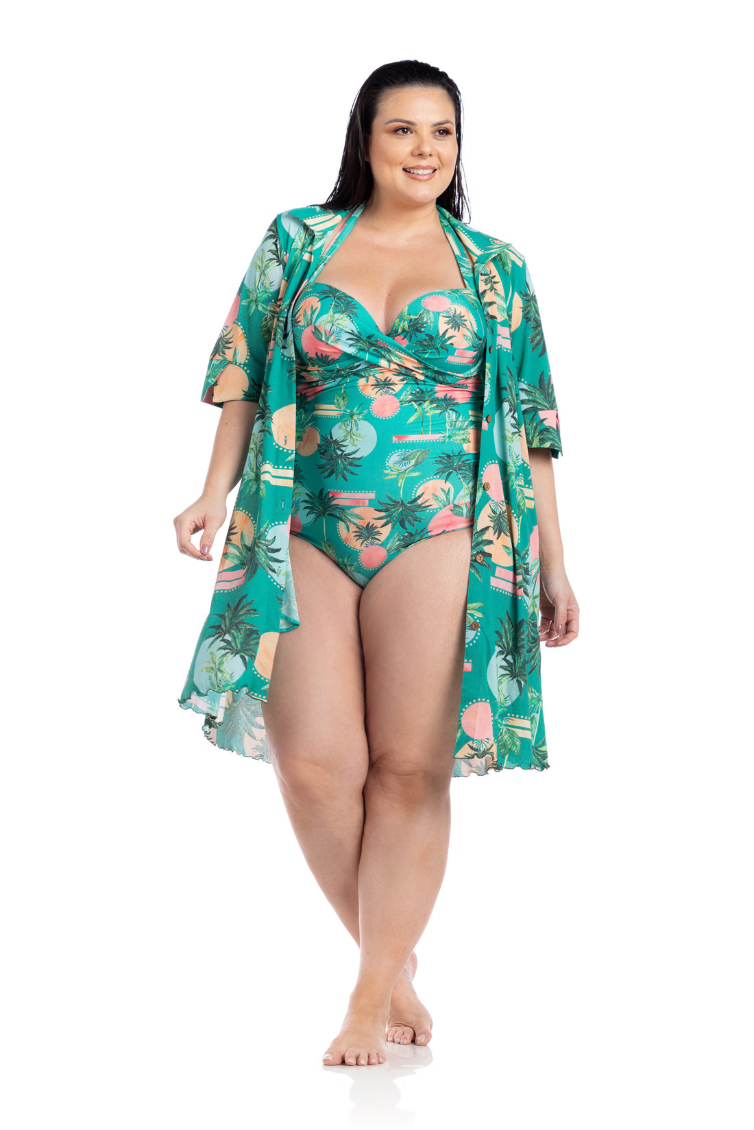 Model Front: La Playa Shirtdress Chemise Solar