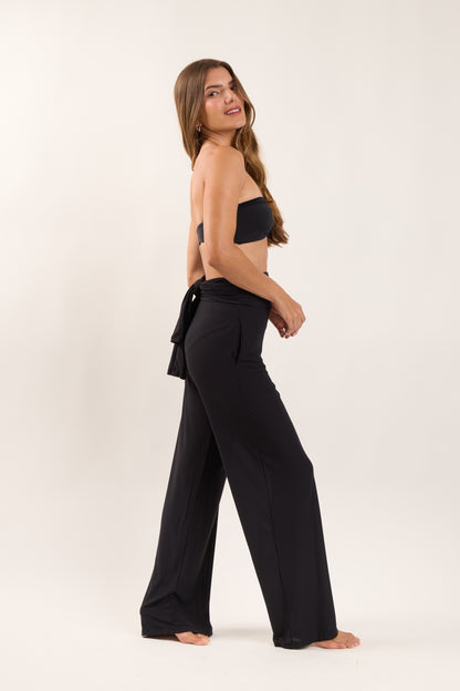 Black Pants Knot