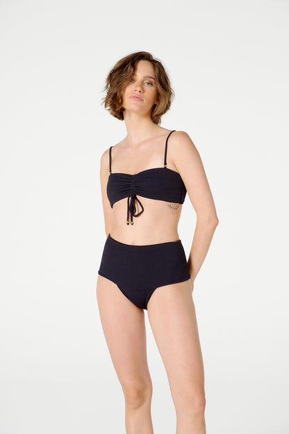 Model Front: Blueman Bottom Bottom Gaya Buzios Crispy Preto