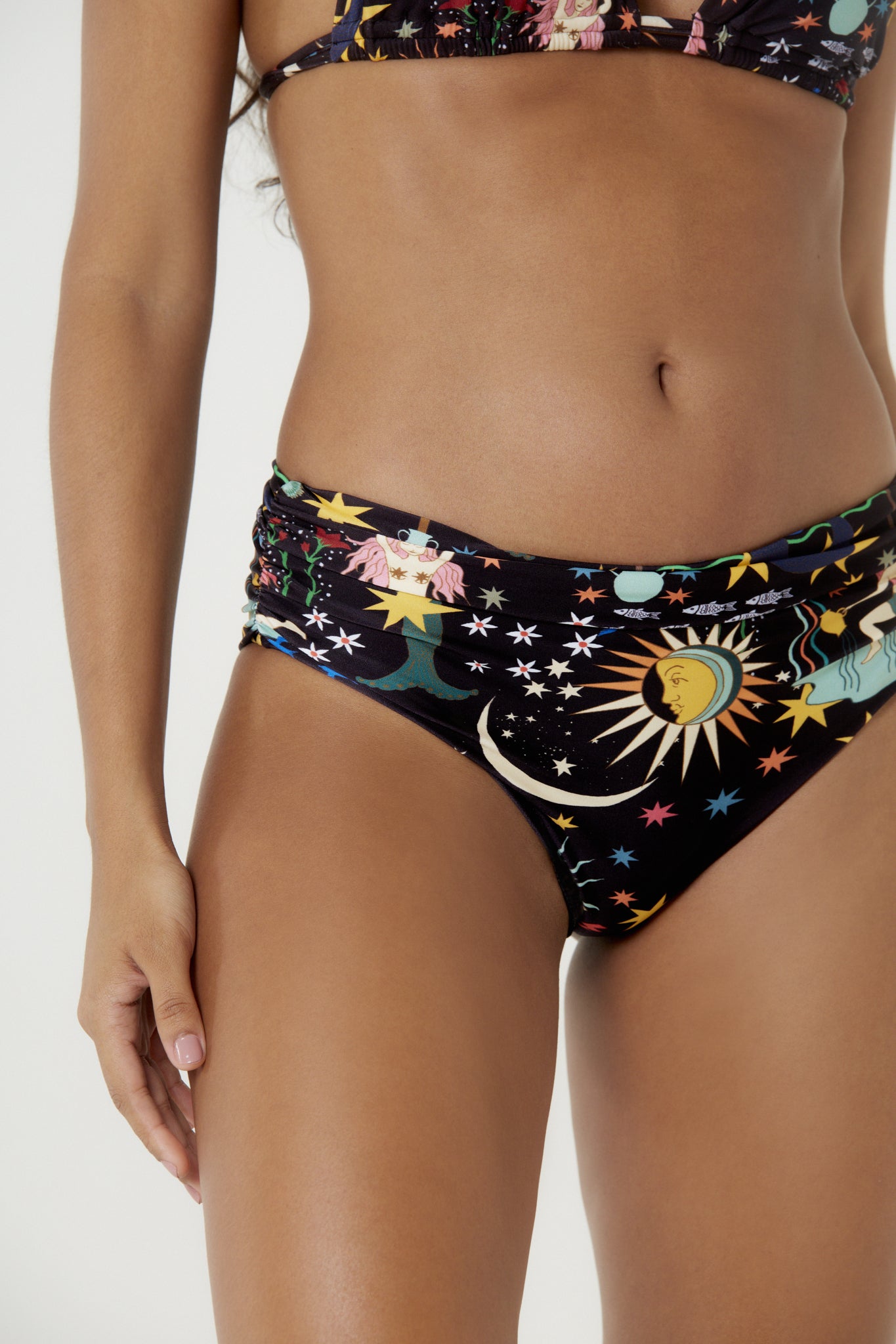 Image 05: Blueman Bottom Bottom Prado Flower Mistica