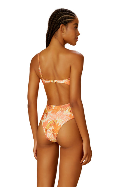 Model Back: Blueman One-Piece Maio Emma Florest Salmao