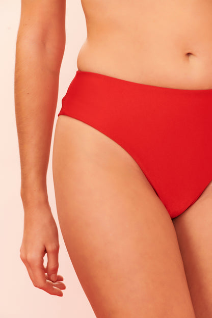 Bottom Vermelho Canes