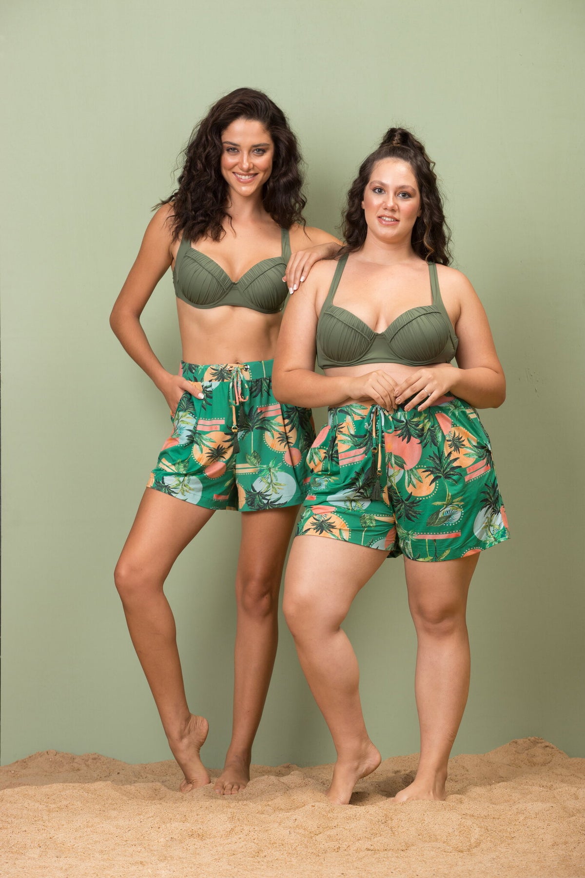 Model Front: La Playa Skirts Shorts Solar