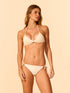 Model Front: Lua Morena Set Set Areia Triangulo-Macrame Rolote