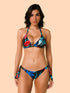 Model Front: Lua Morena Set Set Luau Triangulo Laco