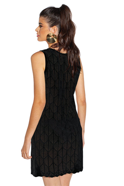 Model Back: Lua Morena Maxi Dresses Vestido Regata Tricot Liso Preto