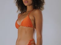 Video: Rio De Sol Bottom Bottom Shimmer-Paprica Cheeky-Tie