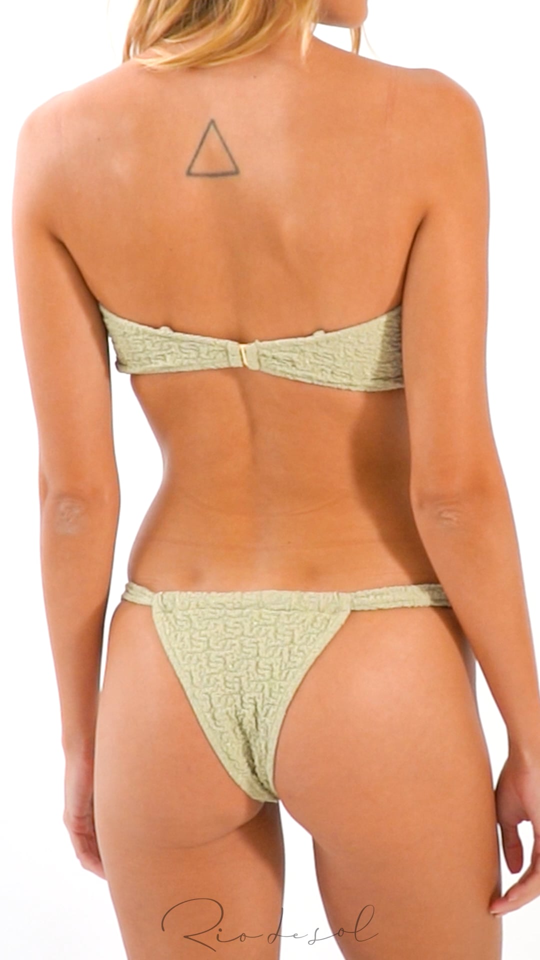 Video: Rio De Sol Two Piece Swimwear Set Brisa-Pistache Sara Eden