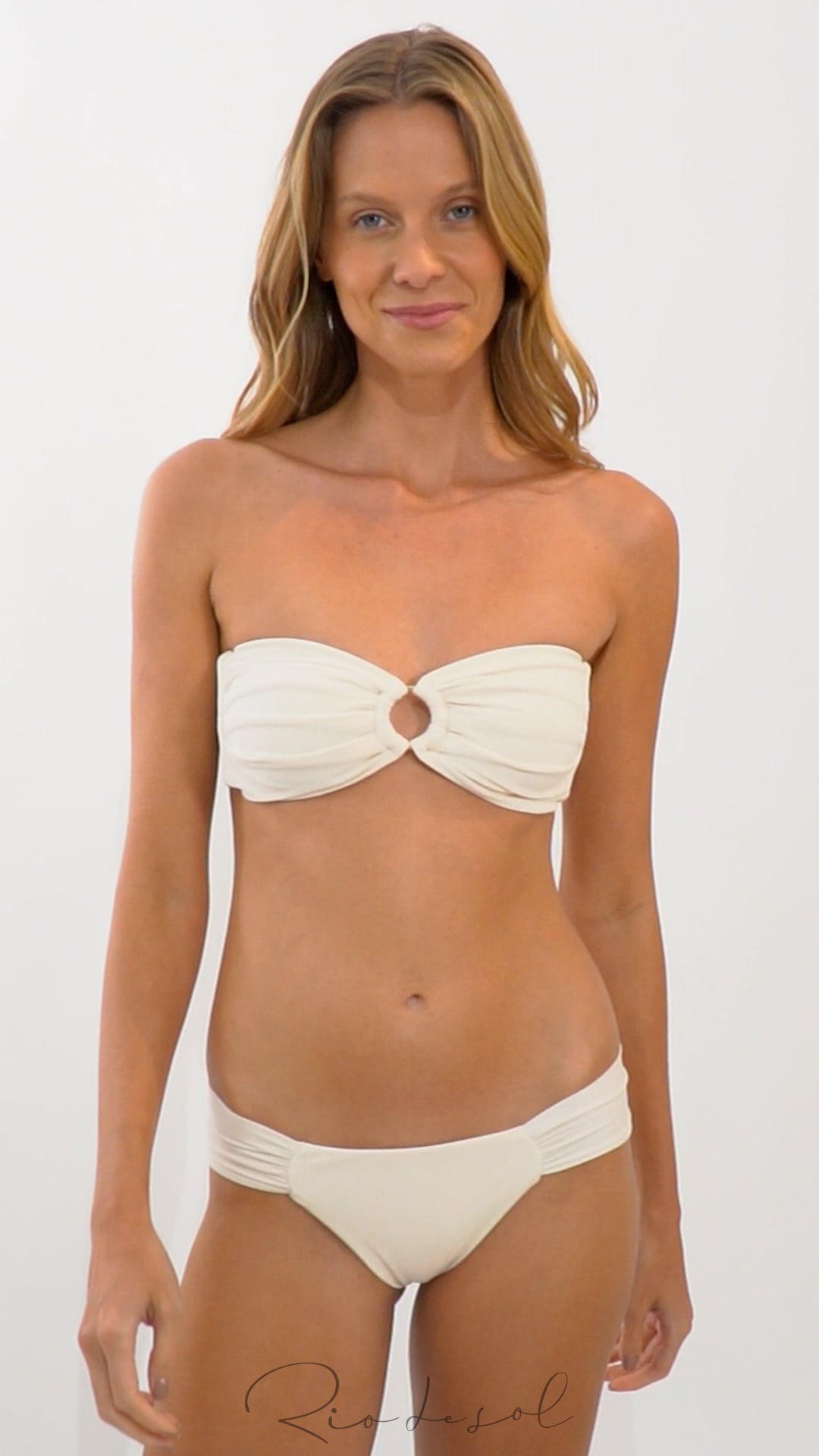 Video: Rio De Sol Bikini Bottoms Bottom Malibu-Natural Baobi