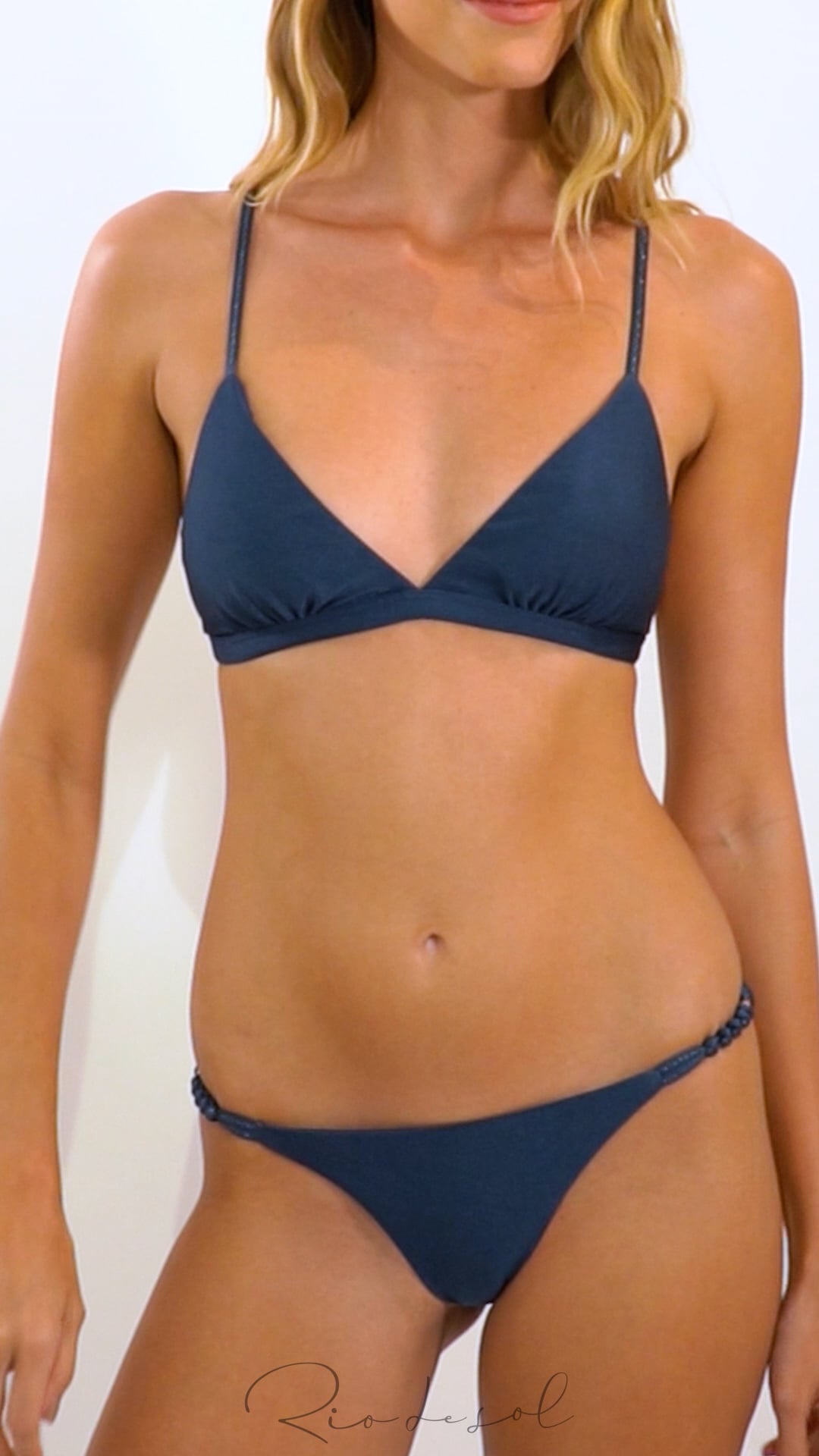 Video: Rio De Sol Two Piece Swimwear Set Shimmer-Shark Tri-Fixo-Noa Cheeky-Noa