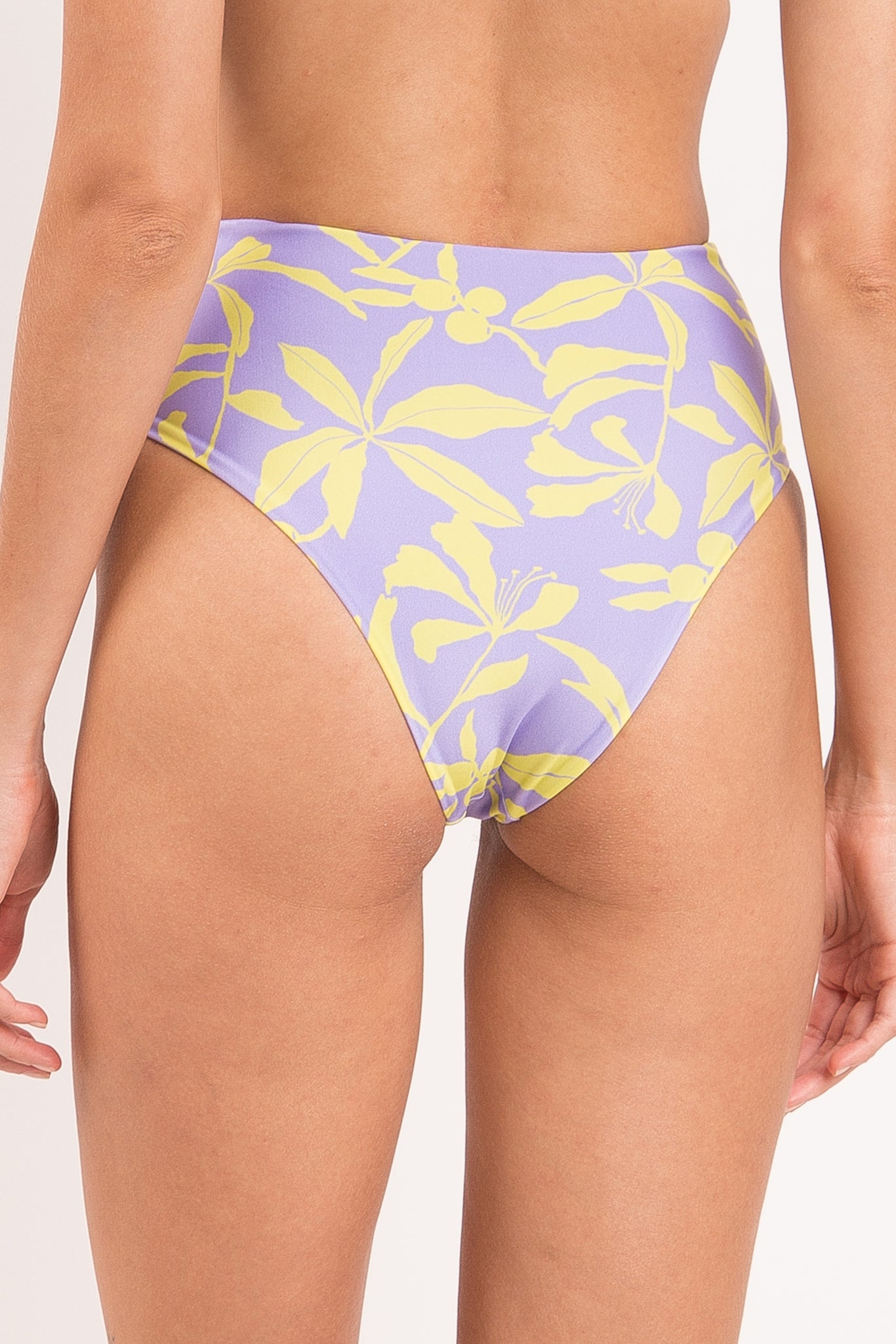 Image 07: Rio De Sol Bottom Bottom Glow Hotpants