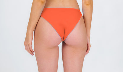 Model Back: Rio De Sol Bottom Bottom Light-Peach Essential-Comfy