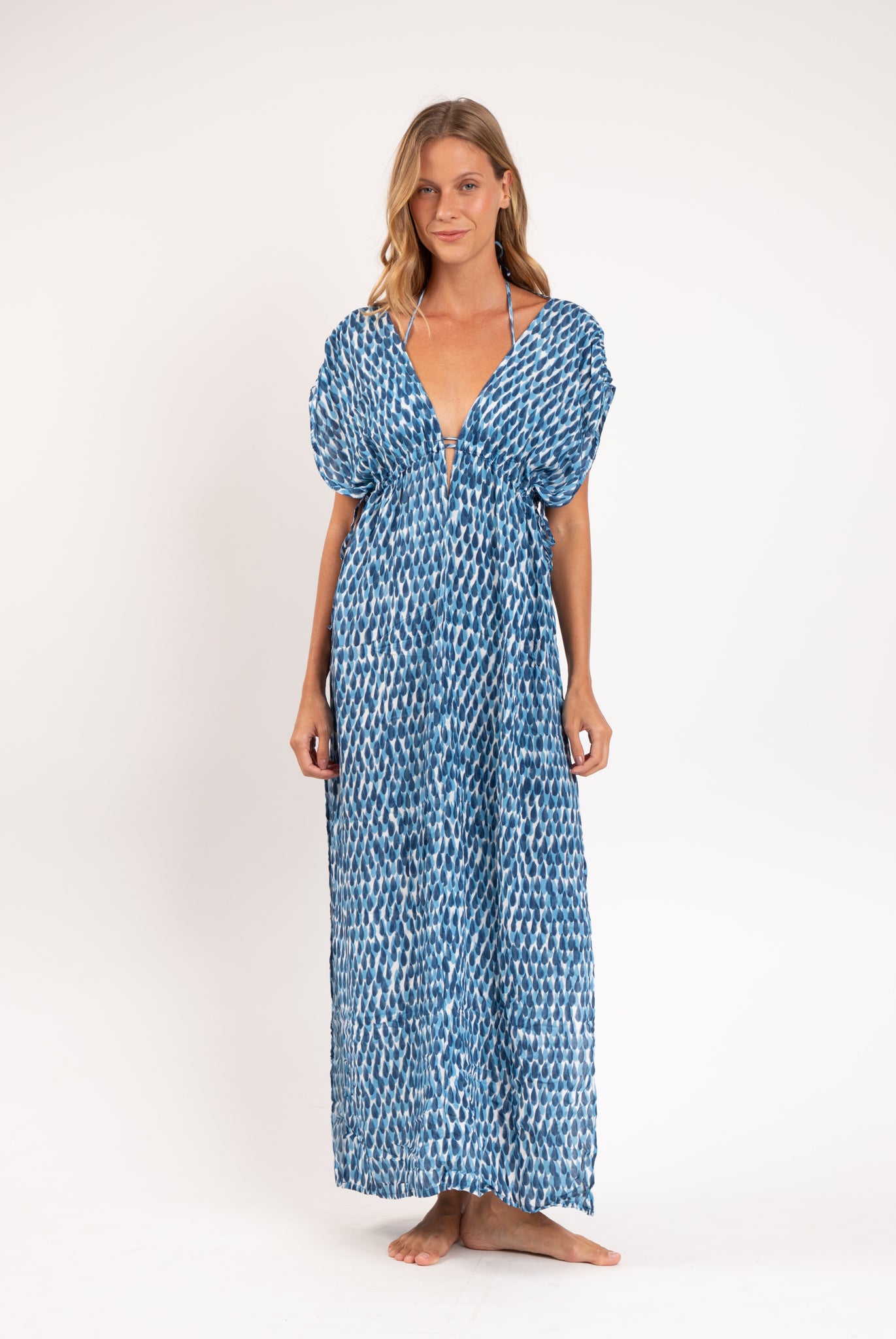Model Front: Rio De Sol Beach Dresses Chuva Long Dress Soleil
