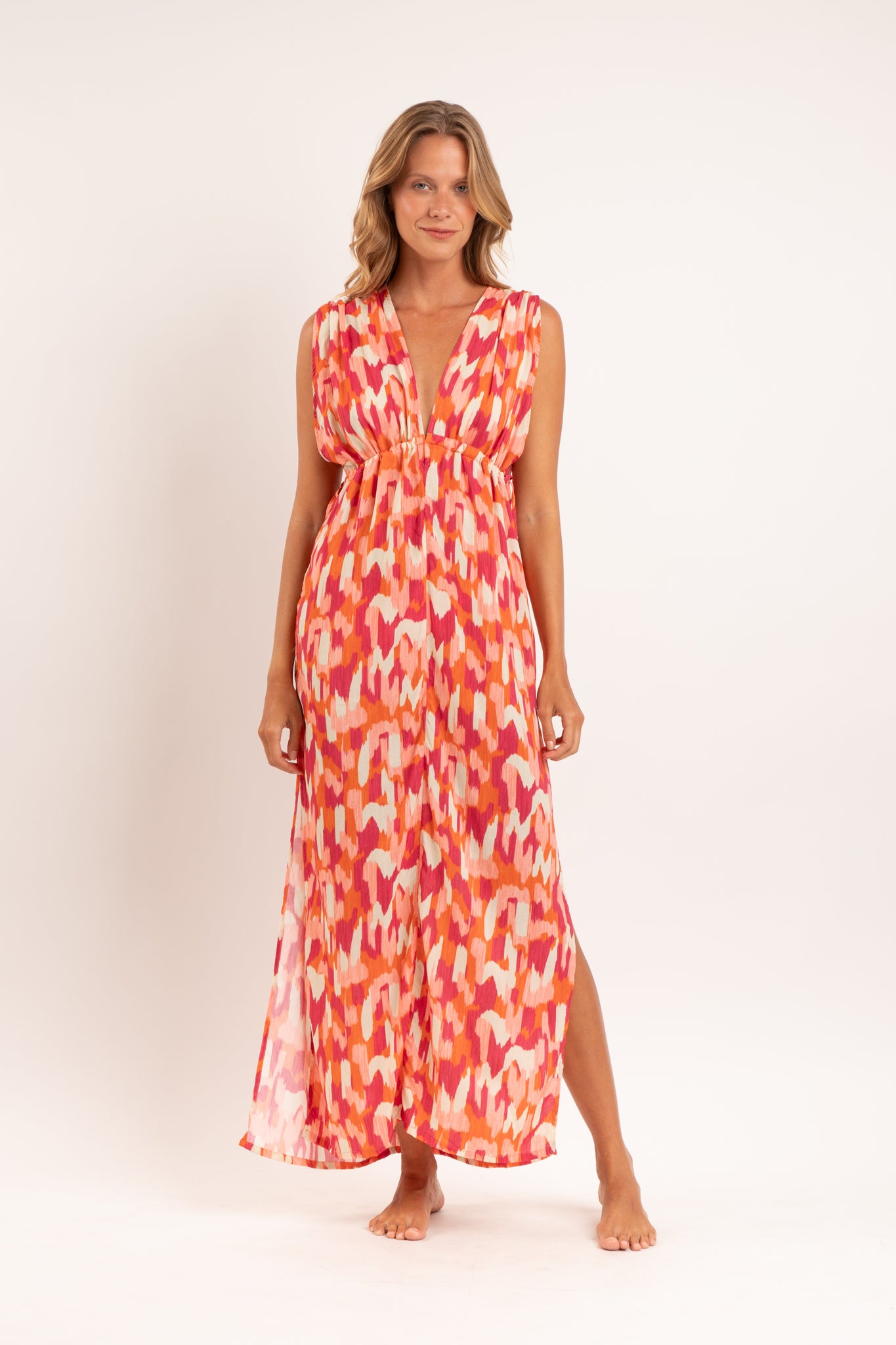 Model Front: Rio De Sol Maxi Dresses Mirage Long Dress Soleil