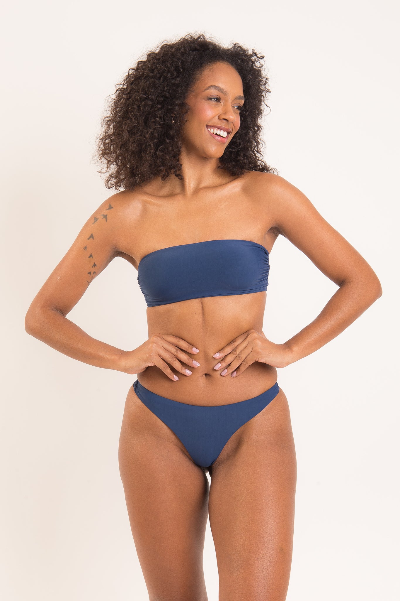 Image 06: Rio De Sol Set Set Navy Bandeau-Reto Nice-Fio