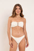 Model Front: Rio De Sol Set Set Sand-Chantilly Sara Essential-Comfy