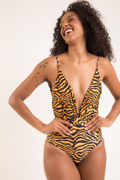 Image 06: Rio De Sol One-Piece Wild-Orange New Vegas